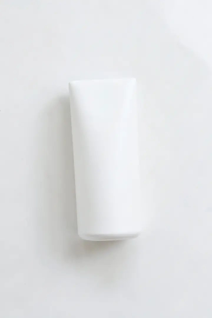 common causes of skin barrier damage in a clean beauty