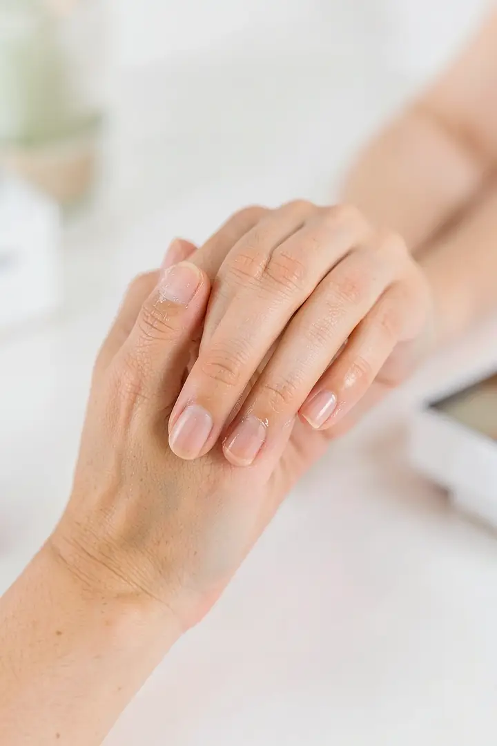 protect your nails during daily tasks on one hand